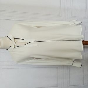 GAP Tie Neck Zen Top